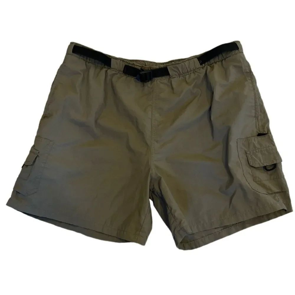 Columbia Women’s quick dry outdoor Hiking shorts Size Large